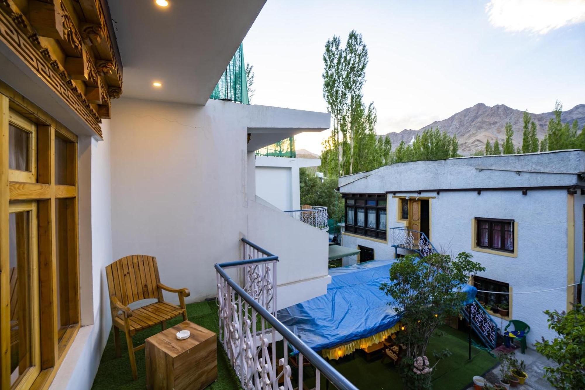 Rainbow Hostelier Leh Exterior photo